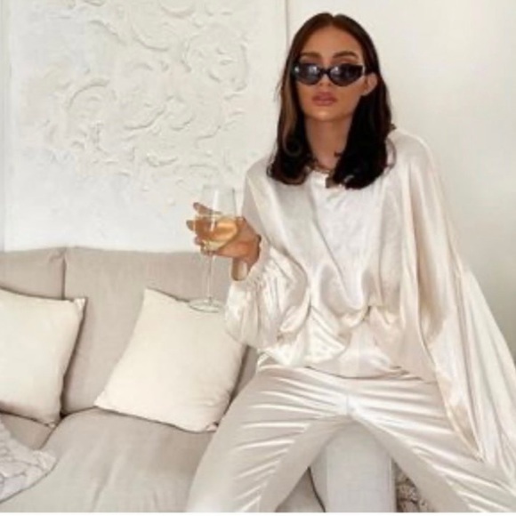 Zara satin set - Picture 4 of 5